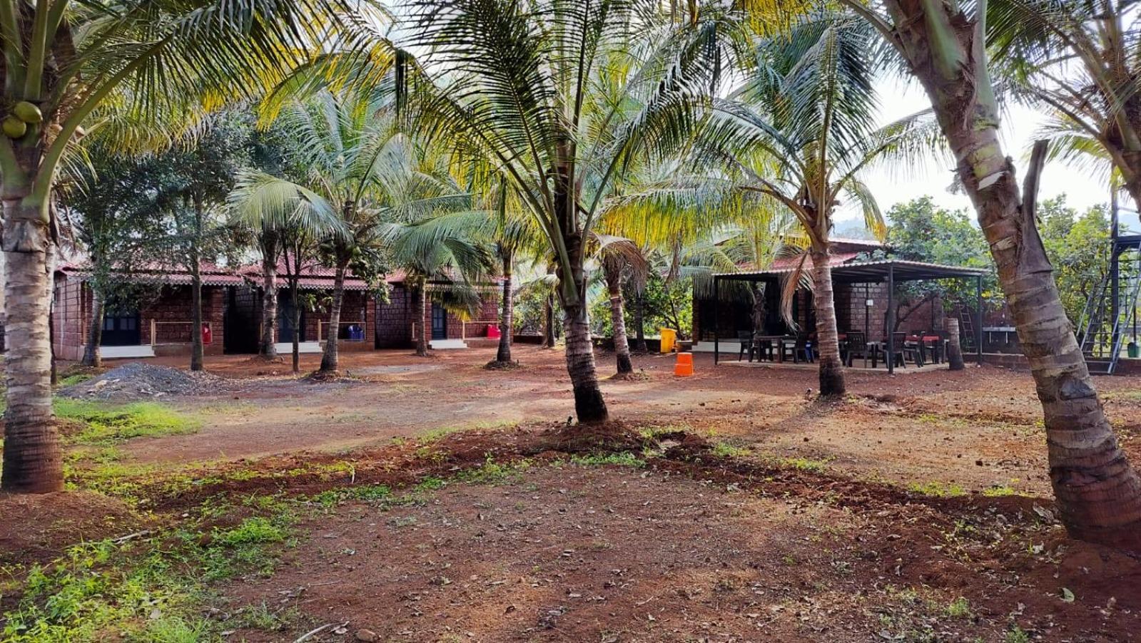 Saka Kadams Home Stay Гухагар Экстерьер фото
