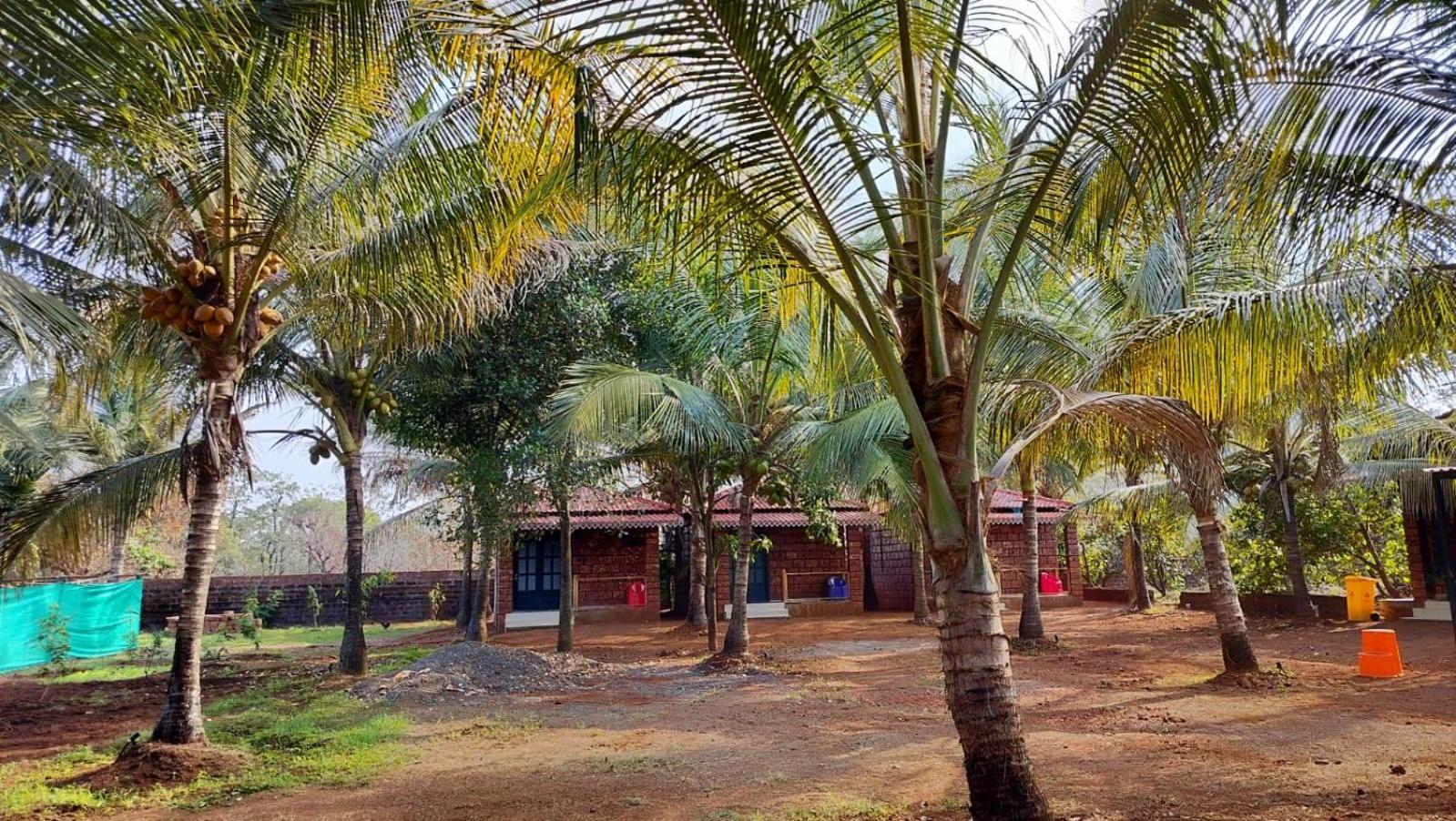 Saka Kadams Home Stay Гухагар Экстерьер фото