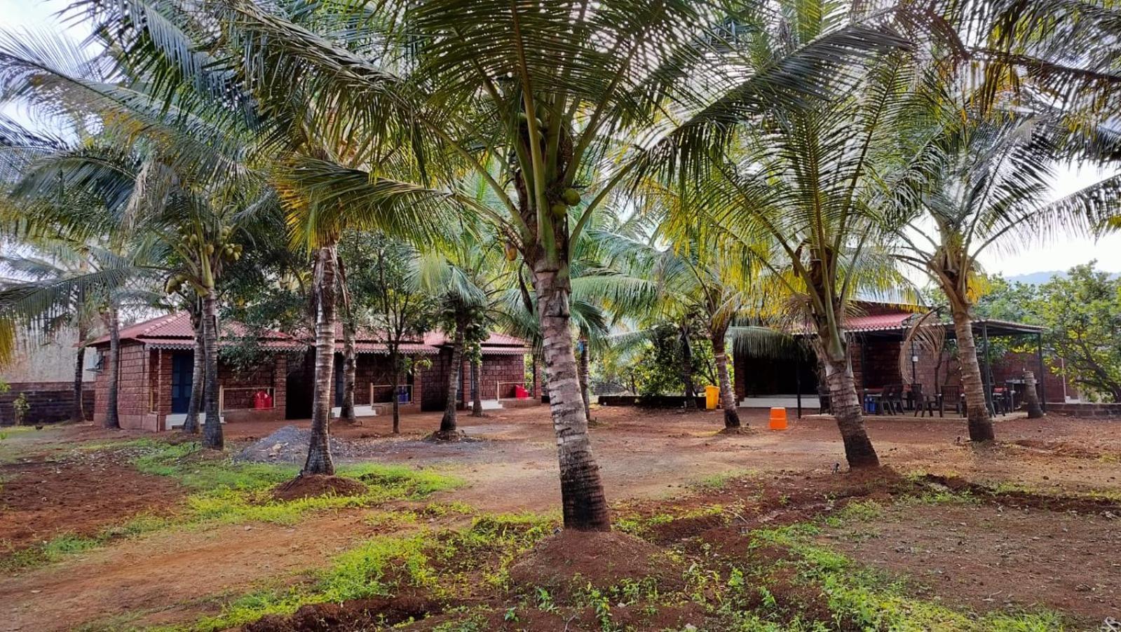 Saka Kadams Home Stay Гухагар Экстерьер фото