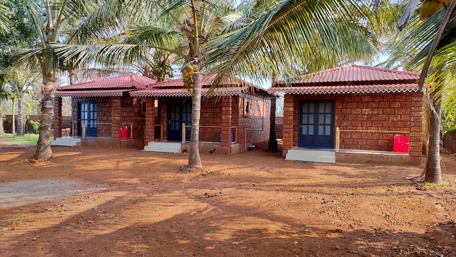 Saka Kadams Home Stay Гухагар Экстерьер фото